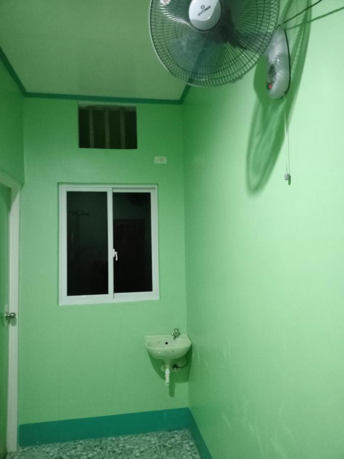 Barril Green Homestay Batuan Экстерьер фото