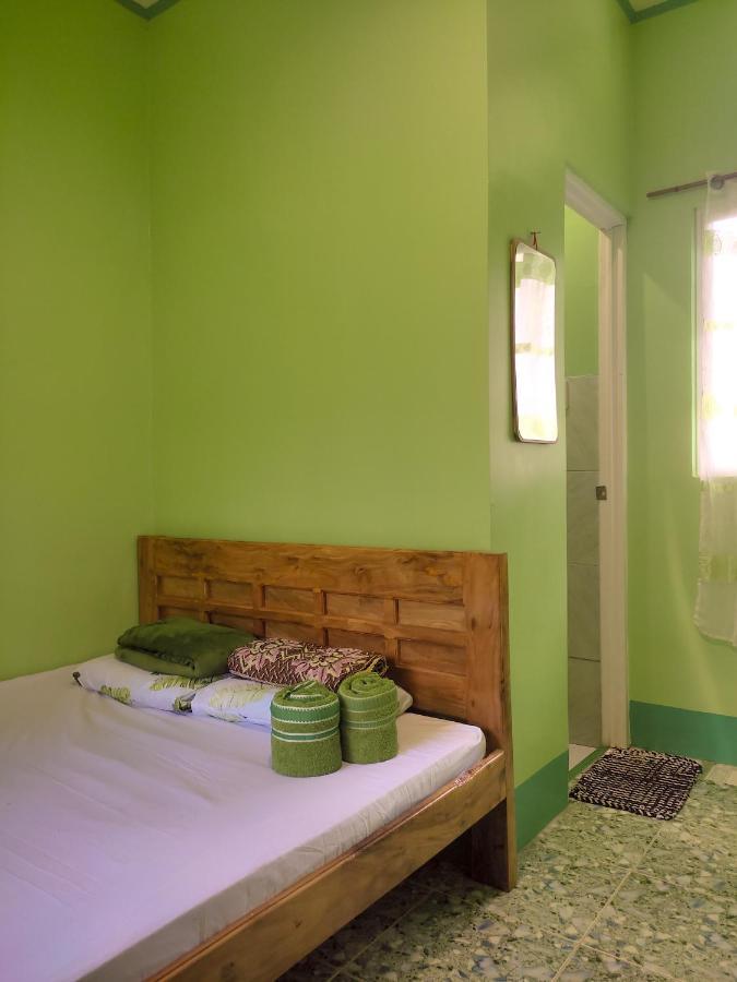 Barril Green Homestay Batuan Экстерьер фото