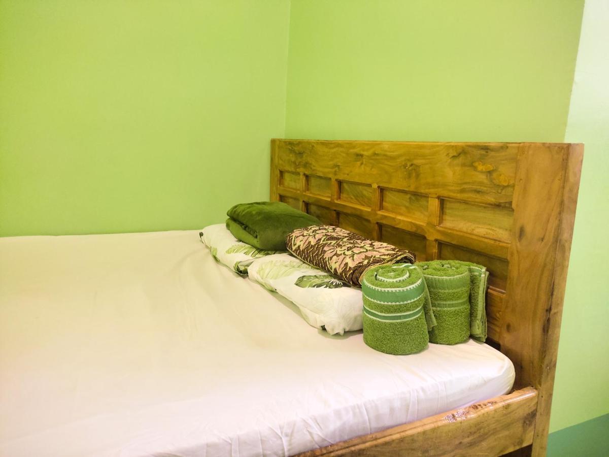 Barril Green Homestay Batuan Экстерьер фото