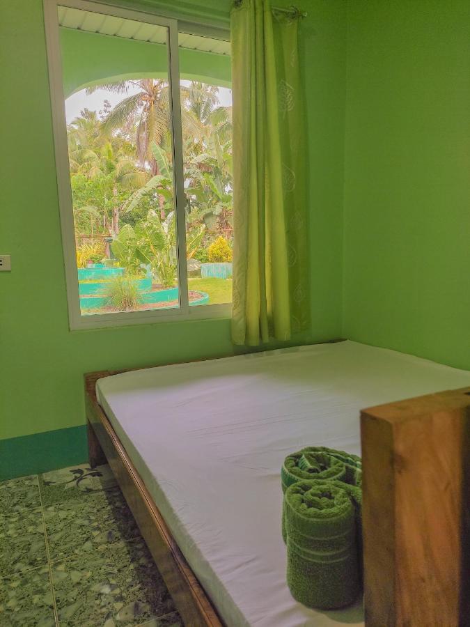 Barril Green Homestay Batuan Экстерьер фото